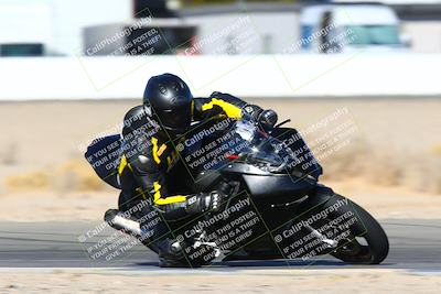 media/Jan-08-2022-SoCal Trackdays (Sat) [[1ec2777125]]/Turn 15 Inside (950am)/